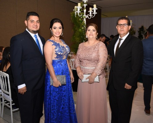 Leonel Licona Jr, Florencia Menjívar, Lorena de Licona y Leonel Licona