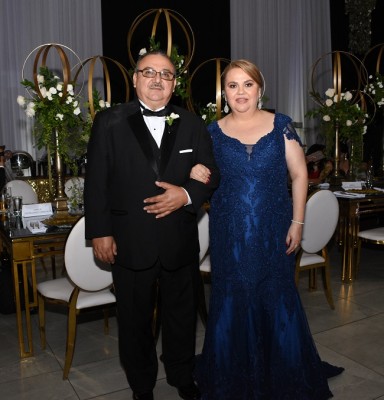 Los padres de la novia, Manuel Castellanos y Dunia Chinchilla de Castellanos