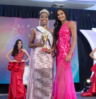 Madeling Guity, se agenció el título Reina Hispanoamericana Honduras