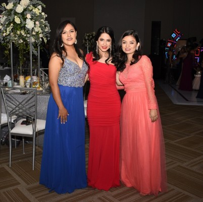 Madelyn Mendoza, Karen Chinchilla y Julia Castro