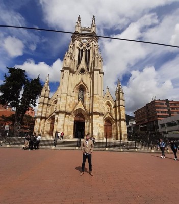 Miguel Vargas disfrutó unas vacaciones en Bogota, Colombia.