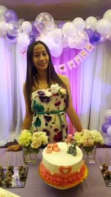 Sus compañeros de trabajo del Hotel Clarion le celebraron el baby shower a Keilyn Avilez…desde ya, su bebita Zoe recibe los primeros agasajos prenatales con la bonita recepción decorada por Acontecimientos.