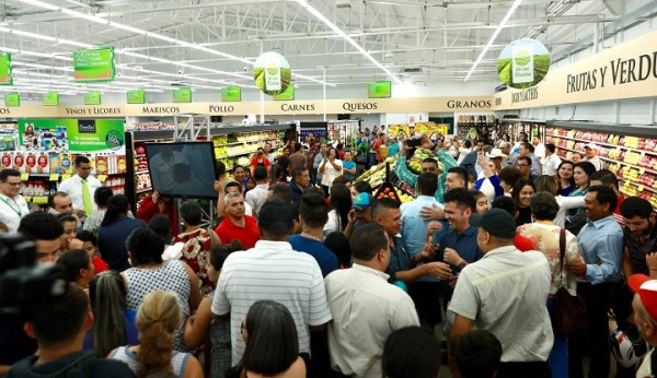 Supermercados La Colonia apertura su primera tienda en Santa Rosa de Copán 