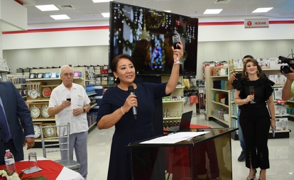 Almacenes El Titán apertura su décima tienda en Mega Mall de San Pedro Sula 