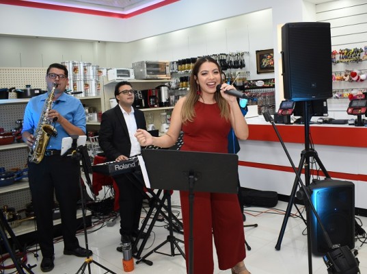 Almacenes El Titán apertura su décima tienda en Mega Mall de San Pedro Sula 