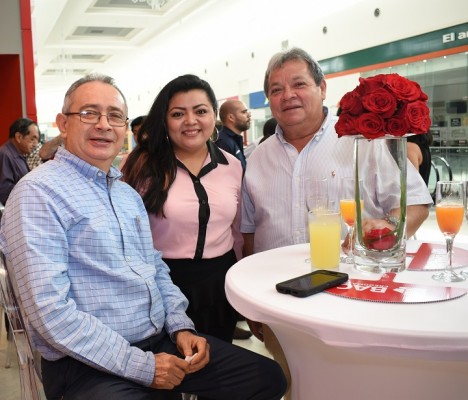 Bac Credomatic inaugura moderna agencia con formato único en Mega Mall de San Pedro Sula