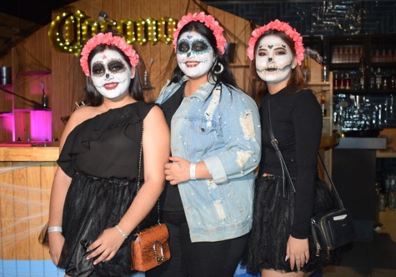 Elena Barralaga, Andrea Castro y Marisol Isaula.