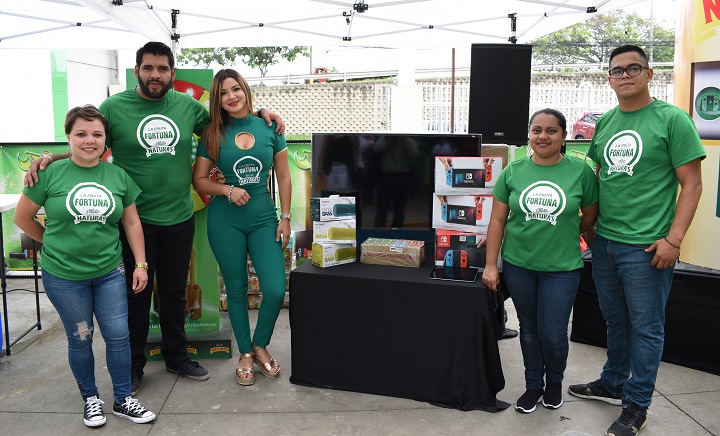 Néctares Frí…íto Natura´s inició la gira “La Fruta de la Fortuna” para apoyar la educación del país