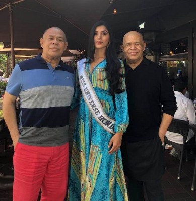 La Miss Honduras Universo, Rosmery Arauz, está en Miami preparándose al 100% bajo la tutela de los Gemelos López. Hoy viernes se presenta en tres programas de la Cadena Telemundo.
