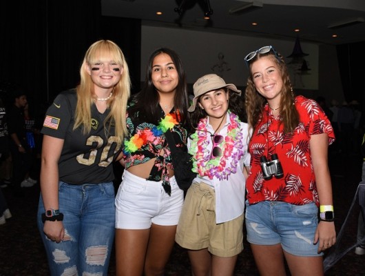 Lesli Kimball, Andrea Zelaya, Olga Facussé y Leah Kimball