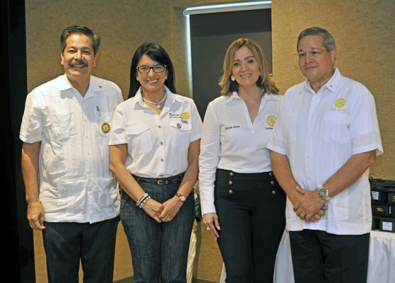 Luis Canales, Ruth Matute, Ana Patricia Girón y Humberto Calderón.