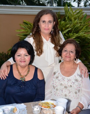 Rosa Maria Kattán, Lupita Monge y doña Mery Handal