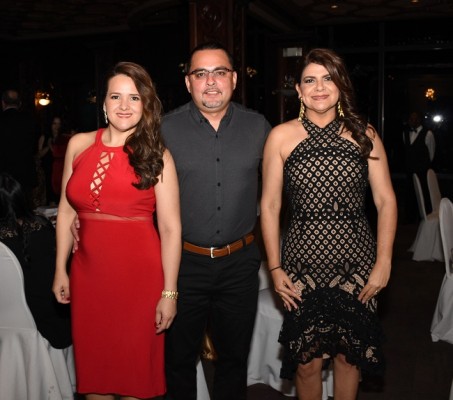 Ana Espinoza, Miguel Rodríguez y Lidia Girón