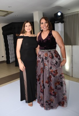 Andrea Avelar y Flor Castro