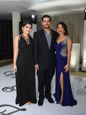 Dania Pineda, Allan Balderramos y Karla Coto