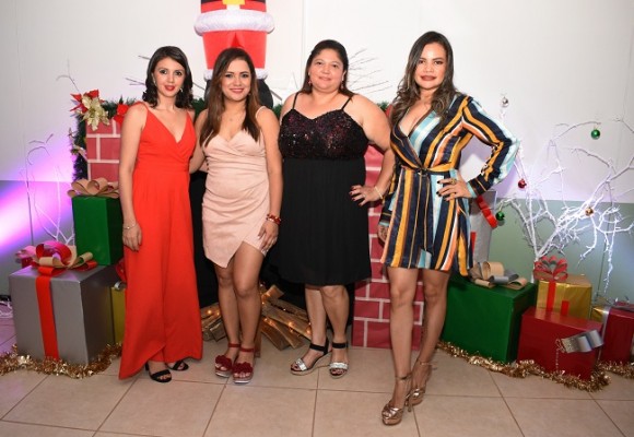 Idania Rodríguez, Erika Santos, Loyda Martínez y Silvia Yanes