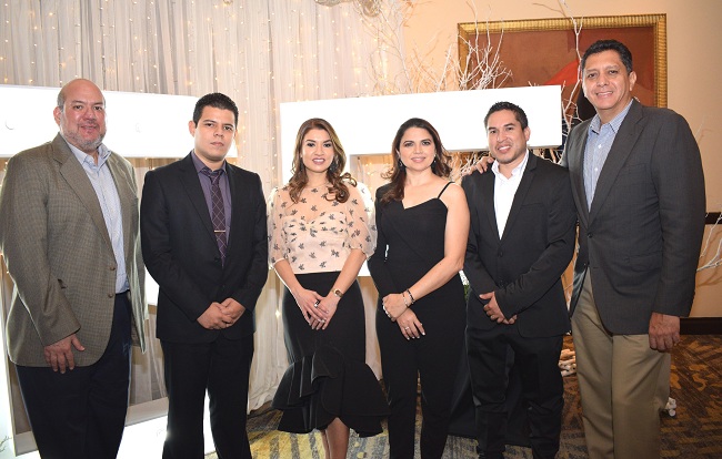 Alegría y fraternidad en la celebración de Grupo Flores