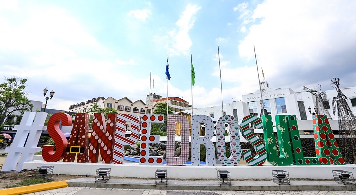 Renuevan sello artístico #SanPedroSula alusivo a la Navidad