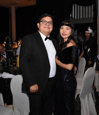 Roberto Rivera y Claudia Eng