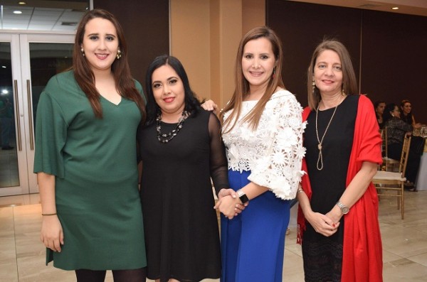 Tahi Carbajal, Gladys Silva, Diana de Avila y Karla Caraccioli.