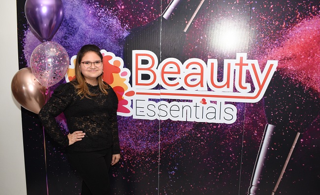 De las redes sociales al grand opening de Beauty Essentials
