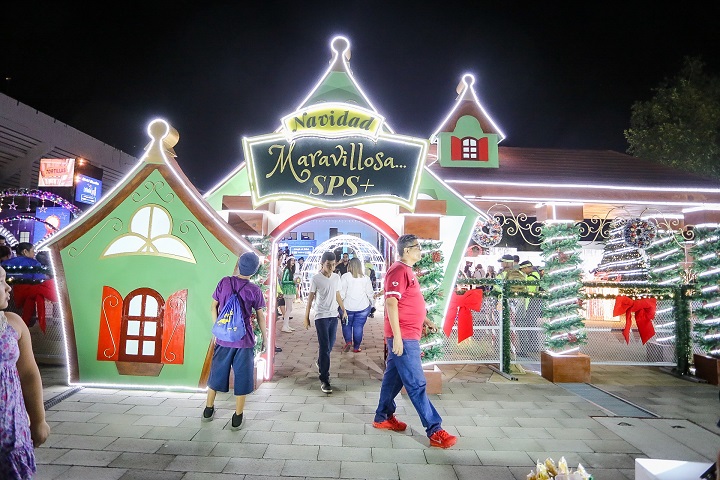 Iluminan la Villa “Navidad Maravillosa” en San Pedro Sula