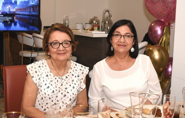 Arely Rivera y Ondina García de Ávila
