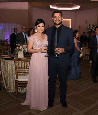 Cinthya Zelaya y su esposo, Mario Escobar