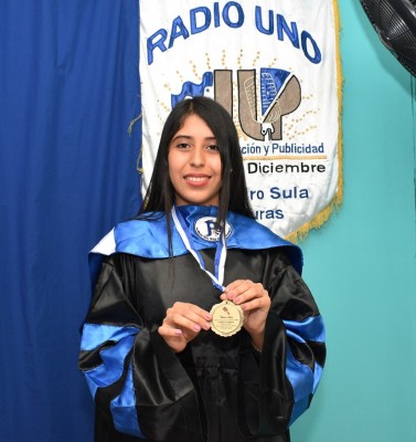 Solemnes actos de graduación del Instituto Semi oficial “Primero de Diciembre”