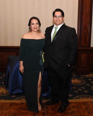 El hermano de la novia, Marcos Castro y Marcela de Castro