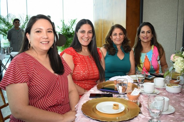 Gina Daccarett, Karen de Palma, Odette Daccarett y Tatiana de Bendeck