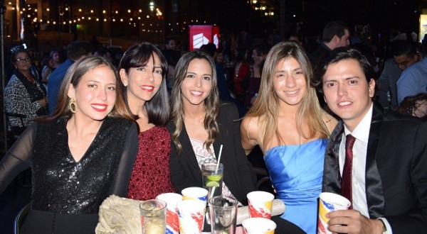 Julie Pineda, Nilser Viscovich, Nicole Pineda, Rubian Schubert e Iván Pineda.