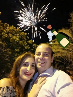 Nadia y Jorge Canahuati encarameladitos y celebrando la culminación del 2019