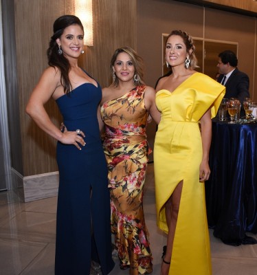 Nicole Medina, Raquel Vallecillo y Tatiana Pinto
