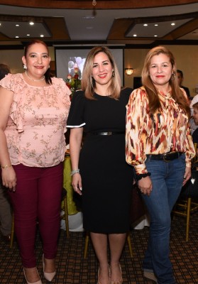 Patricia zambrano, Alexandra Suazo y Mayra Castro