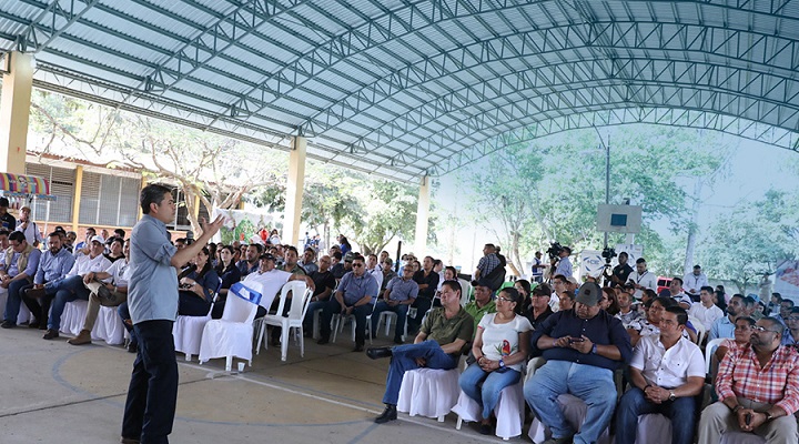 Productores y emprendedores de Yoro conocen bondades de Agrocrédito 8.7