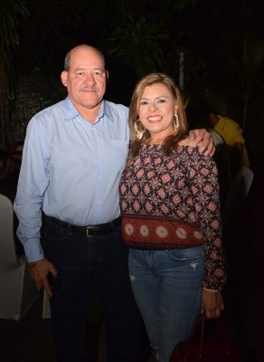 Ramón Maradiaga Pineda y Claudia Lizeth Flores