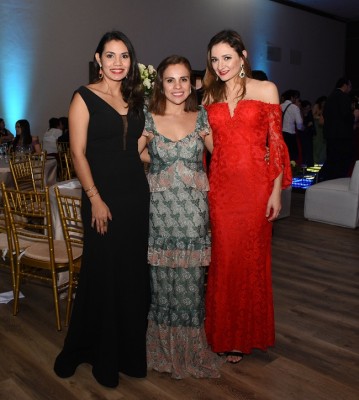 Shary Rodriguez, María Fernanda Chaves y Margarita Corrales