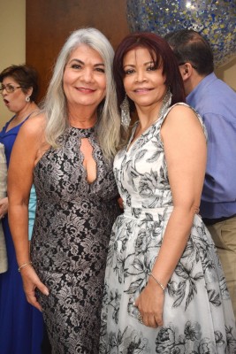 Yolany Castillo y Magdalena Rogel.