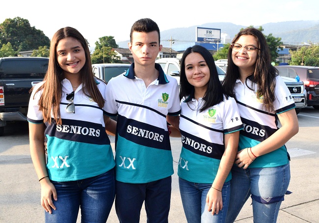 Una mañana para recordar entre los seniors de la Florencia Bilingual School