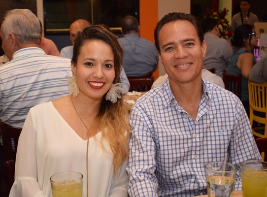 Arnie´s Dinner & Grill apertura su nuevo restaurante en Mega Mall 