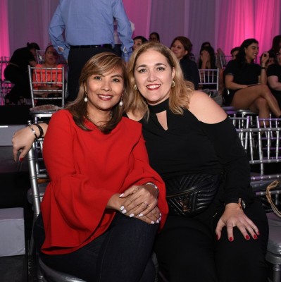 Cynthia Saavedra y Celeste de Fajardo