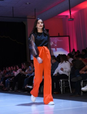 Fashion Show EIS 2020