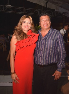 Delmy Arita y Ariel Santos.