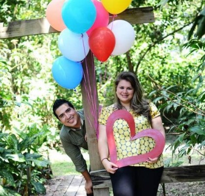 Faby Orellana y Gustavo Elvir celebraron sus bodas de lana al cumplir 7 años de feliz matrimonio ¡Felicidades!