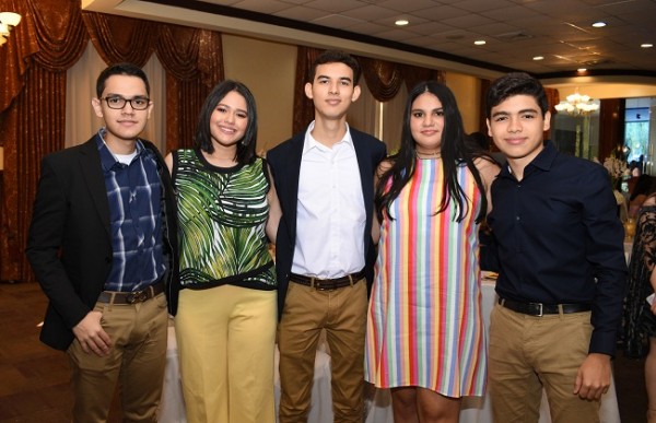 Francisco Acosta, Grace Rivera, Eduardo Contreras, Karla Aguilar y Rafael Padilla