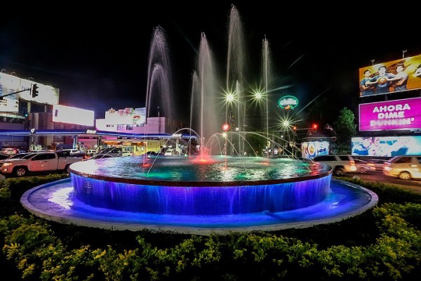 Concluida remodelación de la Fuente Luminosa en avenida circunvalación de San Pedro Sula