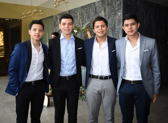 Gabriel Castillo, Everton Flores, Oscar Echenique y David Molina