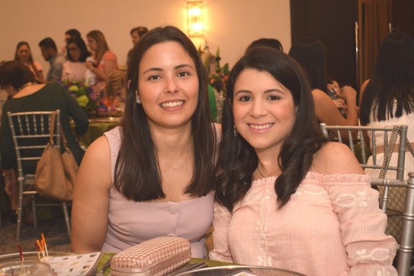 Gabriela Alvir y Helena Faraj.