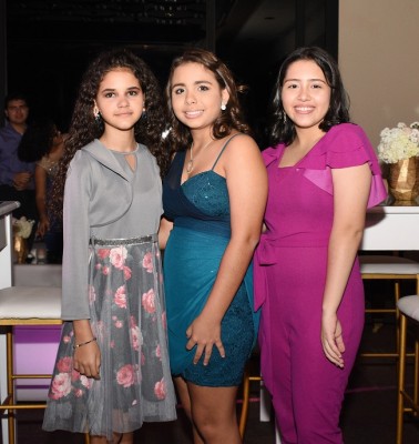 Kristel Handal, Marisol Paz y Grace Pineda